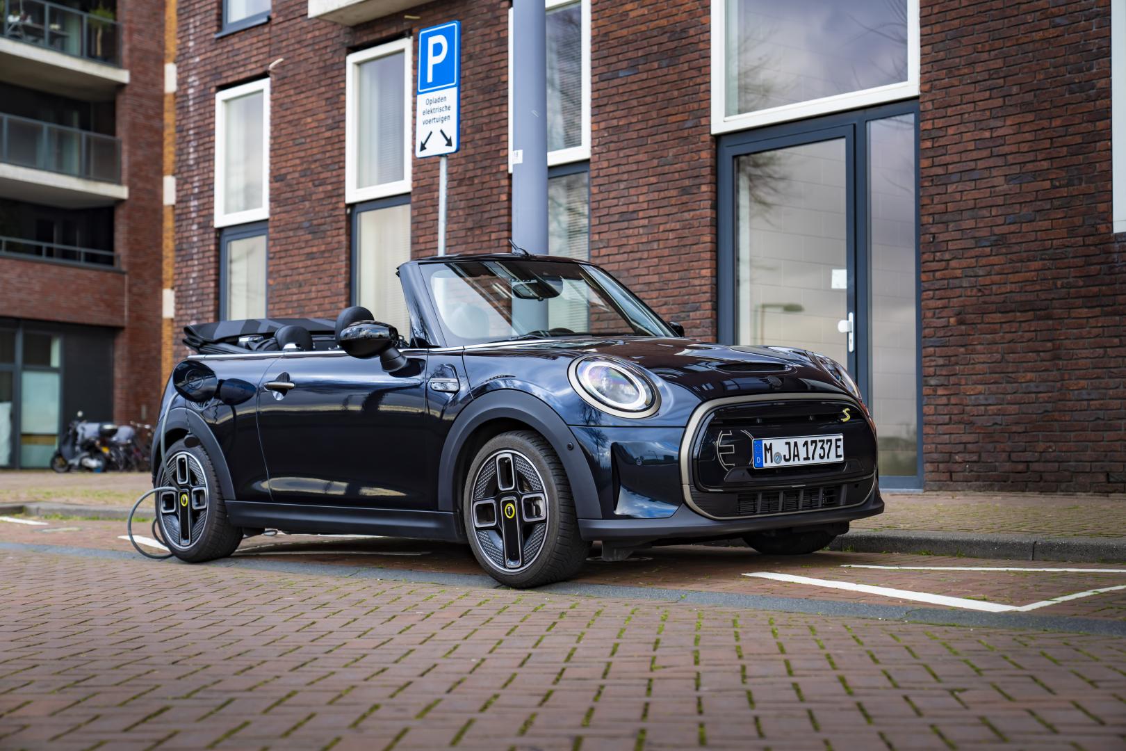 BF_MINI_Cooper_SE_Cabrio_NL_012023_00035.jpg